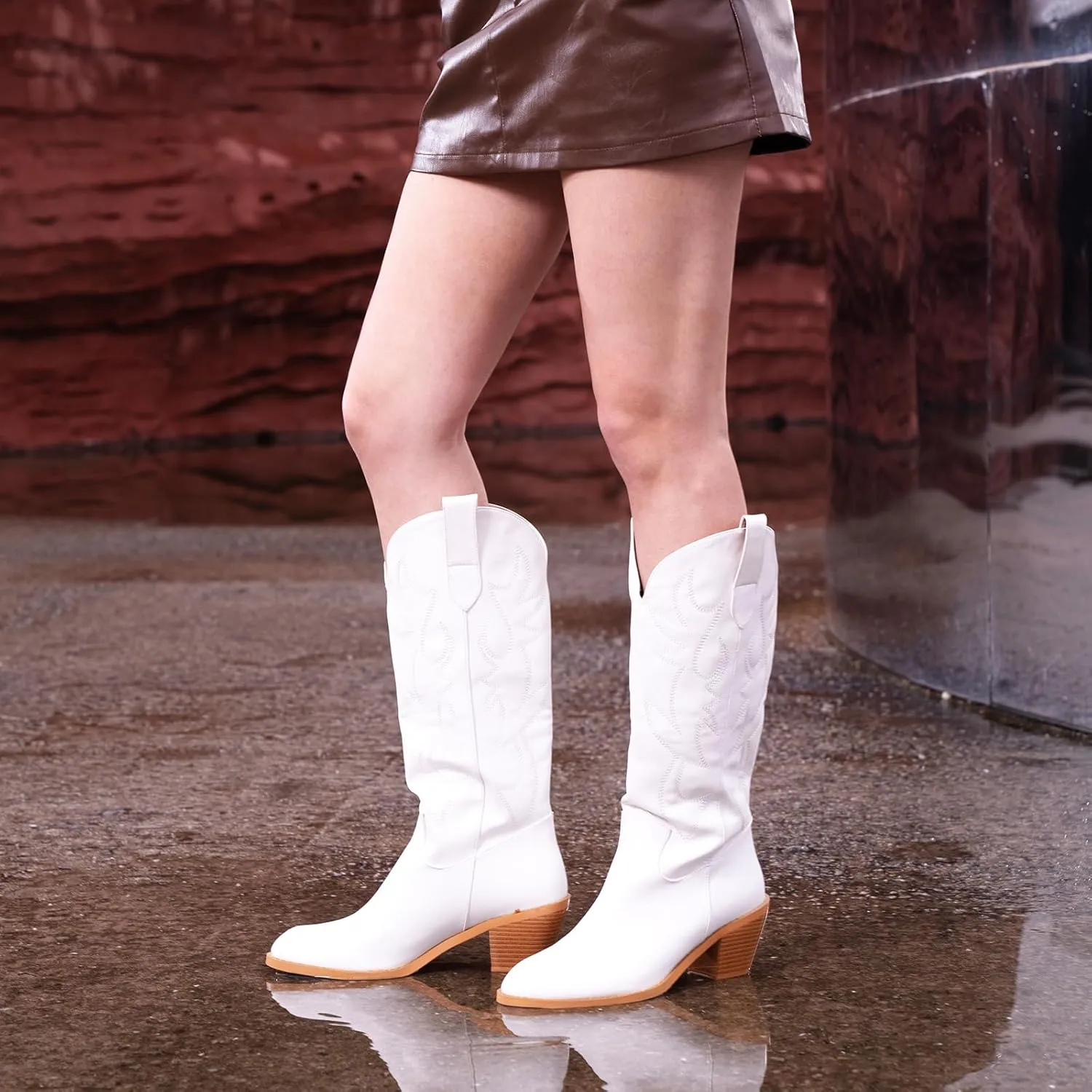 ISNOM Cowboy Boots for Women Cowgirl Boots with Classic Embroidered Pointed Toe Chunky Heel Retro Western Mid Calf Boots Pull On