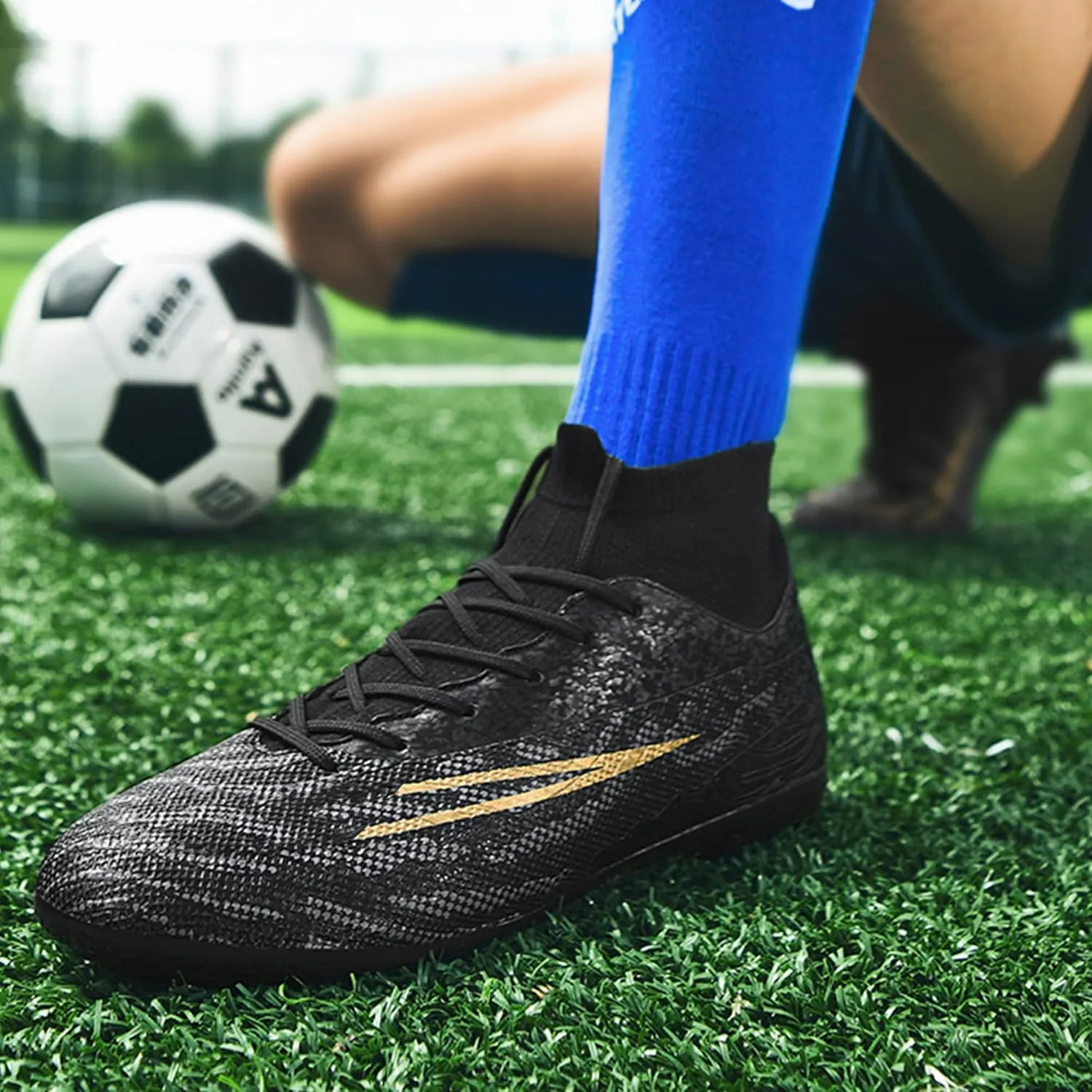 Men's Soccer Shoes Football Cleats Outdoor High-Tops Lace-Up Non-Slip Spikes AG/FG Boots Wide Training Sneaker
