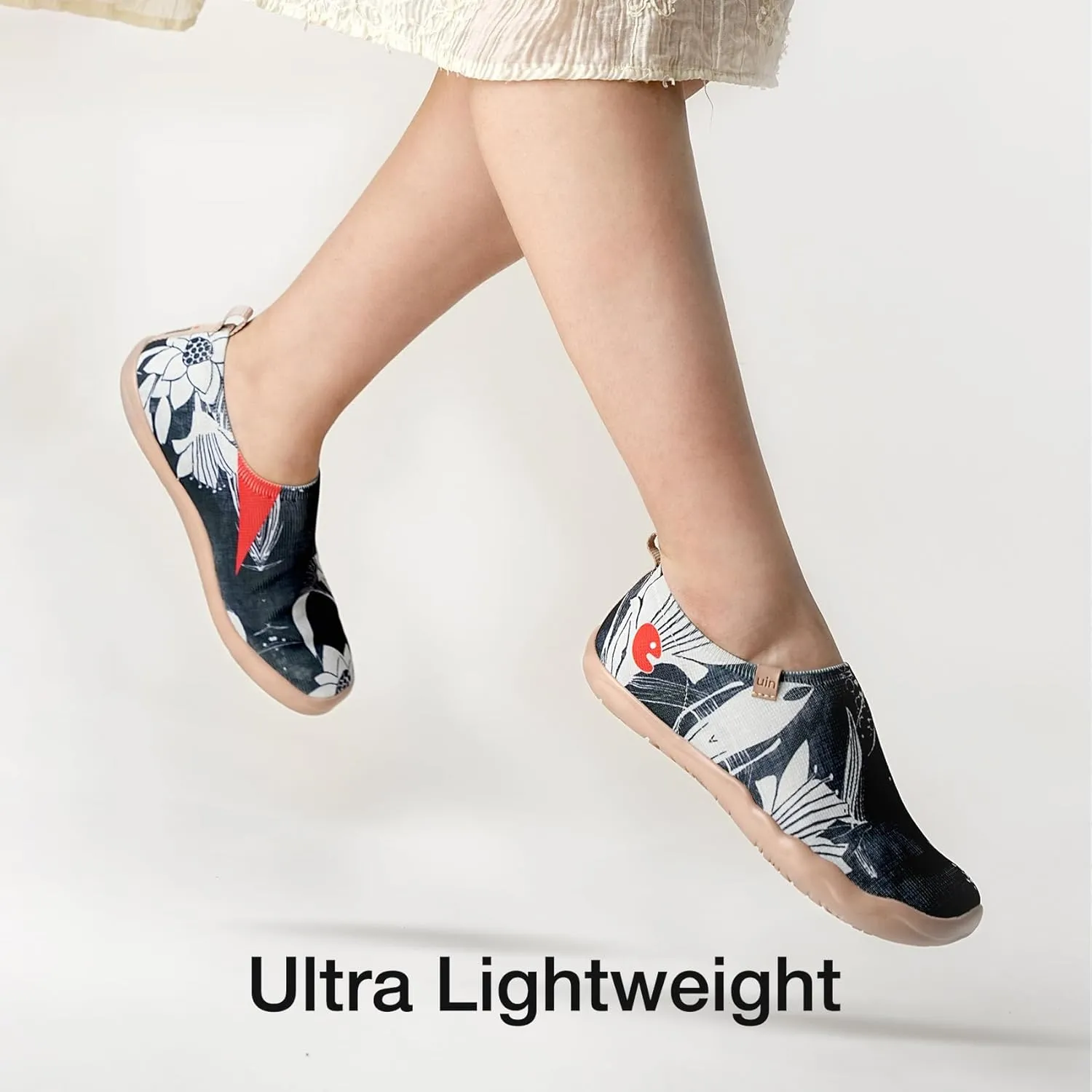 UIN Women's Slip-On Shoes Comfortable Breathable Knit Casual Footwear Stylish Travel-Friendly Loafers