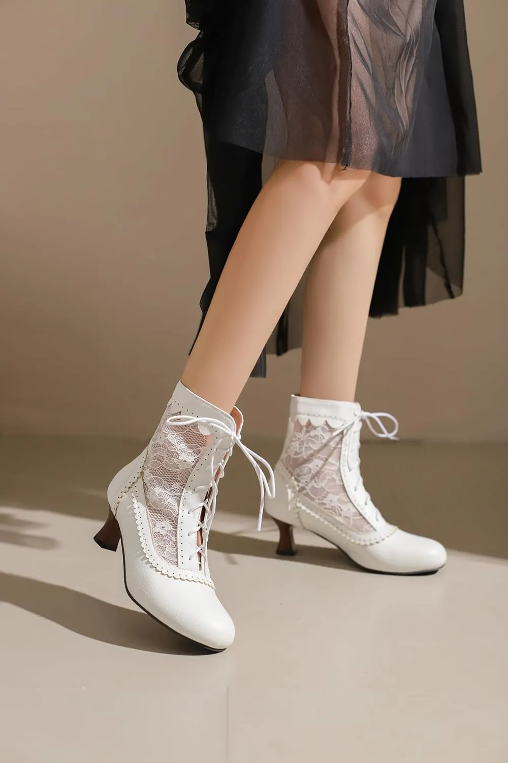 Women's Lace Victorian Boots Wingtips Brogues Lace-up Mesh Net Short Ankle Booties Vintage Kitten Heels Wedding Bridal Boots Witch Costume Bootie