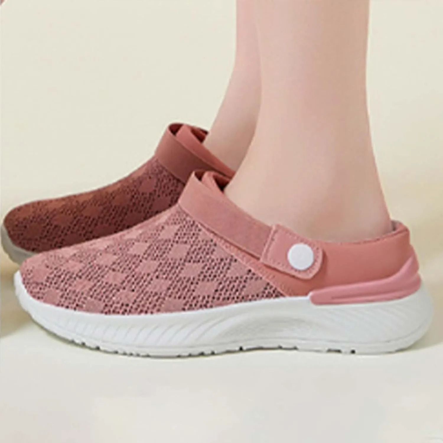Womens Mesh Flats Sandal Slip on Lightweight Close Toe Arch Support Breathable Wide Width Outdoor Walking Comfortable Casual Solid Quick Drying Slippers